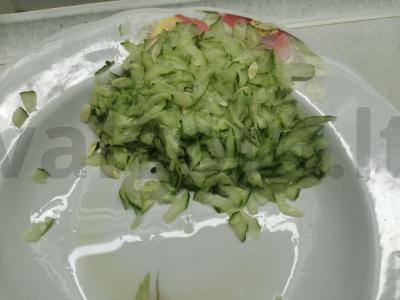 Tortilija su rūkytomis vištienos krūtinėlėmis ir paprika Žingsnis 2