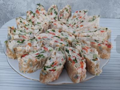 Tortilija su rūkytomis vištienos krūtinėlėmis ir paprika pagrindine nuotrauka