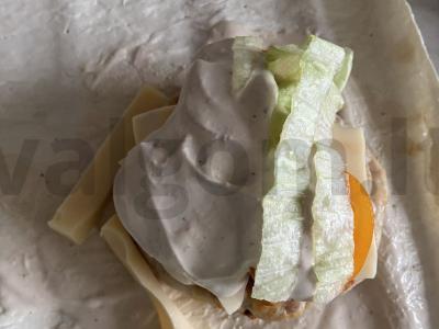 Kalakutienos kotletas lavaše su maasdamo sūriu Žingsnis 4