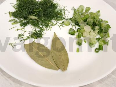 Koldūnai grybų sultinyje su žolelėmis Žingsnis 5