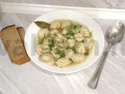 Koldūnai grybų sultinyje su žolelėmis Žingsnis 7