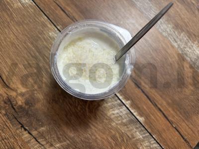 Kokoso-migdolų desertas su natūraliu jogurtu Žingsnis 2