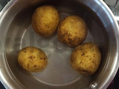 Bulvių ir burokėlių rutuliukai Žingsnis 1