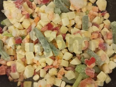 Daržovės padaže pietums Žingsnis 1