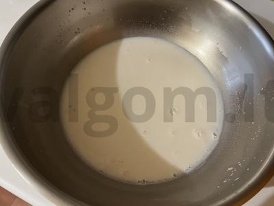 Sluoksniuota mielinė tešla su kiaušiniais Žingsnis 4