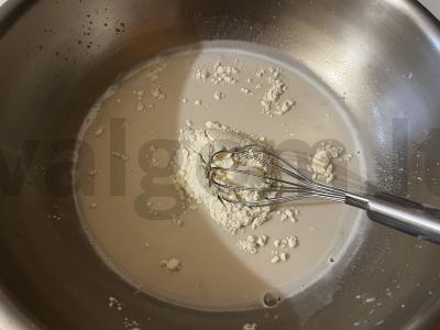 Sluoksniuota mielinė tešla su kiaušiniais Žingsnis 5