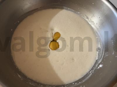 Sluoksniuota mielinė tešla su kiaušiniais Žingsnis 8