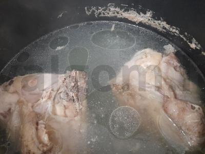 Birus ryžiai su prieskoniais, vištiena ir daržovėmis Žingsnis 1