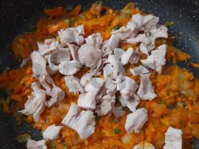 Birus ryžiai su prieskoniais, vištiena ir daržovėmis Žingsnis 9