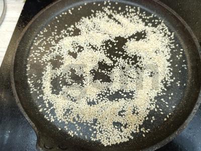 Onigiri su varškės sūriu ir pomidoru Žingsnis 3