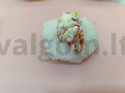 Onigiri su varškės sūriu ir pomidoru Žingsnis 5