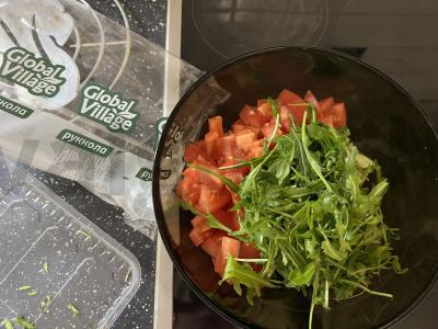 Daržovių salotas su rukola ir graikiniais riešutais Žingsnis 3