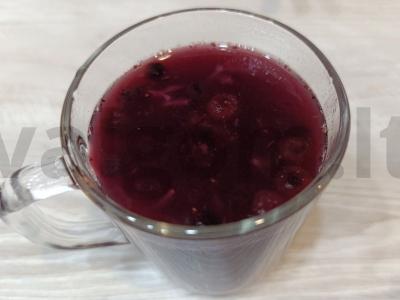 Braškinių-mėlynių kisielius pagrindine nuotrauka