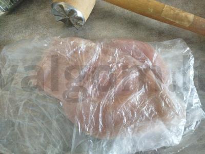 Švelni vištiena sūrio apvalkale Žingsnis 1