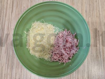 Karšti sumuštiniai su dešra, sūriu ir jautiena orkaitėje Žingsnis 2