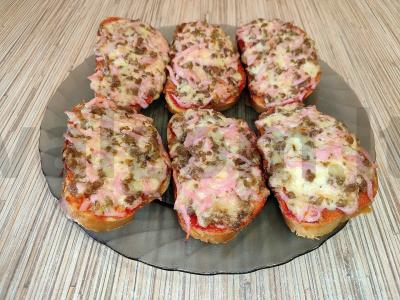 Karšti sumuštiniai su dešra, sūriu ir jautiena orkaitėje Žingsnis 10