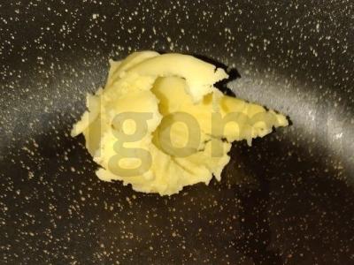 Kepta vištienos kepenėlė svieste Žingsnis 2