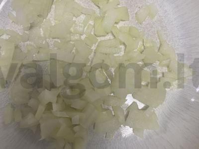 Kalakutų kotletai su daržovėmis ir žolelėmis Žingsnis 4