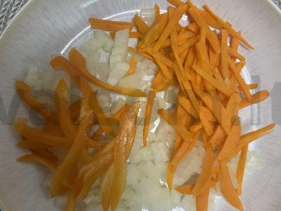 Kalakutų kotletai su daržovėmis ir žolelėmis Žingsnis 6