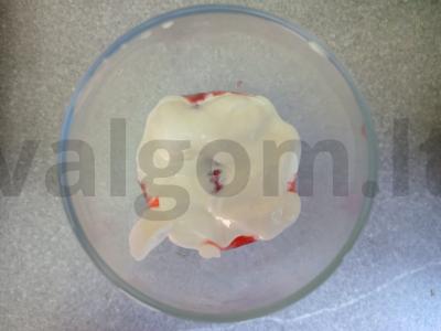 Švelnus braškių-kokoso desertas Žingsnis 3