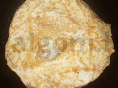 Kiaušinis vokas su varškės sūriu ir raudona žuvimi Žingsnis 3