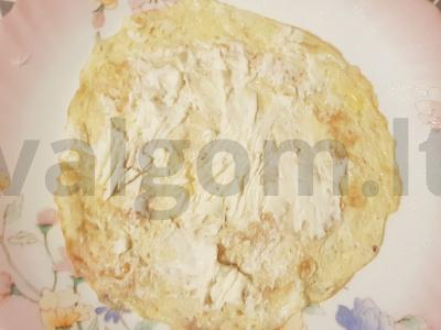 Kiaušinis vokas su varškės sūriu ir raudona žuvimi Žingsnis 4