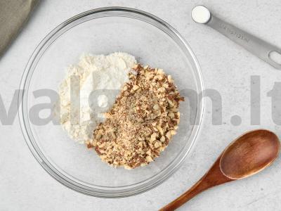 Šokoladiniai sausainiai su cukraus pudra Žingsnis 2