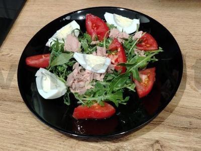 Lengvas tuno salotas pagrindine nuotrauka