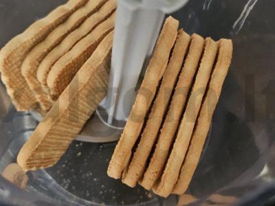 Nereikalingas varškės pyragas su spanguolių uogiene Žingsnis 1