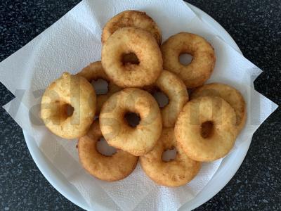 Varškės spurgos prie arbatos pagrindine nuotrauka