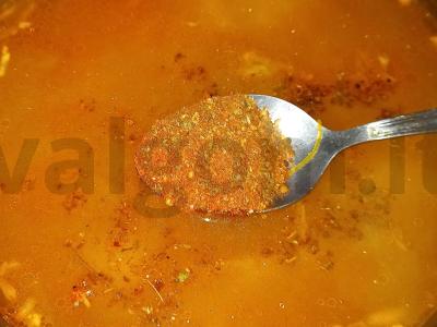 Rūgštūs šaltibarščiai su raugintais kopūstais Žingsnis 6