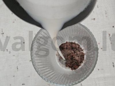 Kava su migdolų pienu ir šokoladu Žingsnis 4