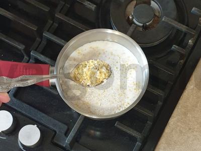 Kukurūzų košė su mėlynėmis ir mandarinų Žingsnis 2