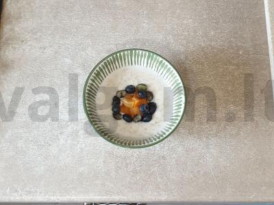 Kukurūzų košė su mėlynėmis ir mandarinų Žingsnis 6