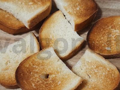 Brusketa su varškės sūriu ir midijomis Žingsnis 1