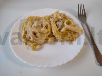 Nestingai su kalakutienos faršu pagrindine nuotrauka