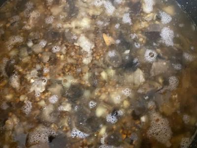 Grikių košė su faršu ir grybais Žingsnis 5