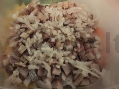 Salotas „Silkė po kailiu“ su grietine Žingsnis 1