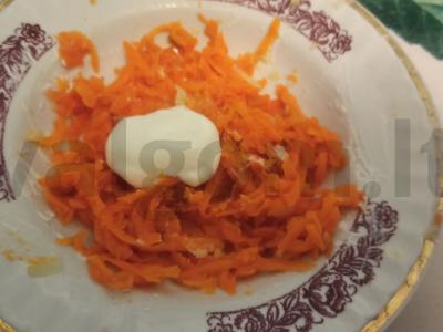 Salotas „Silkė po kailiu“ su grietine Žingsnis 4