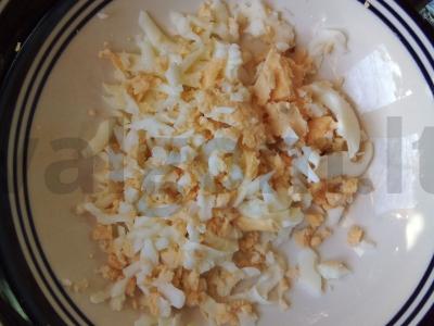 Salotos su tunu ir obuoliu Žingsnis 2