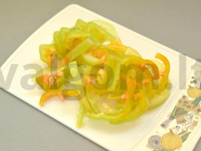 Bulvės su daržovėmis ir troškiniu Žingsnis 3