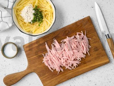 Kinietiški bulvių blynai su kumpiu ir kiaušiniu Žingsnis 2