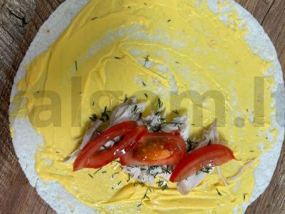 Sūrio ritinys su vištiena ir pomidorais Žingsnis 3