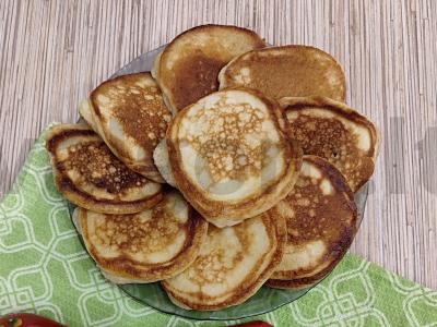 Blynai iš lieso kefyro pagrindine nuotrauka