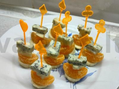 Kanarė su mandarinų ir mėlynojo pelėsio sūriu pagrindine nuotrauka