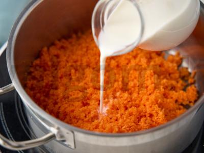 Morkų kotletai su sūriu Žingsnis 3