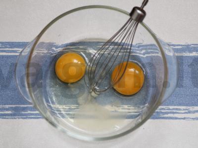 Varškės keksiukai su džiovintais vaisiais Žingsnis 1