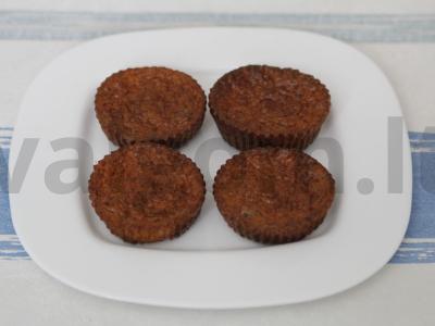 Varškės keksiukai su džiovintais vaisiais Žingsnis 7