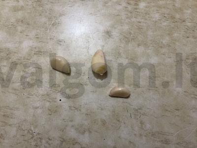 Česnakinė pupelių užtepėlė duonai Žingsnis 4