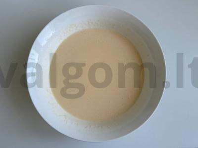 Nektarinų ir varškės pyragas Žingsnis 2